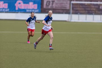 Bild 375 - wBJ Hamburger SV - FC Suederelbe : Ergebnis: 9:0